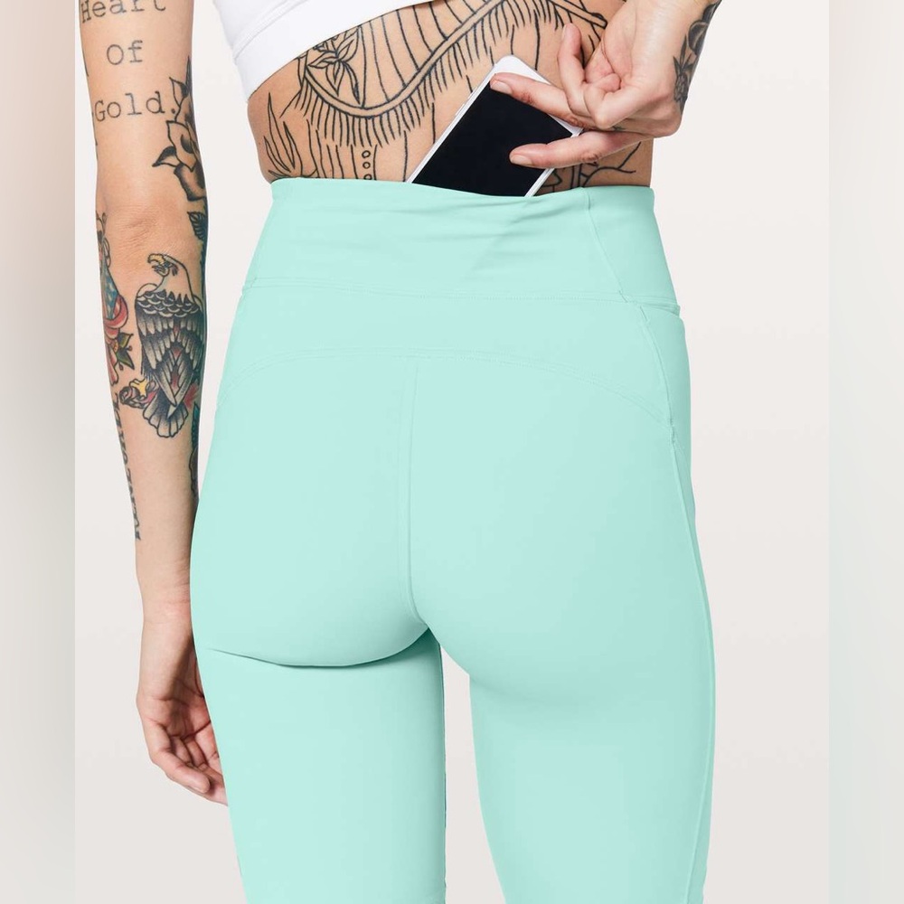 Lululemon High Rise On Pace Shorts Pockets Activewear Running Yoga Workout Gym - Picture 5 of 12